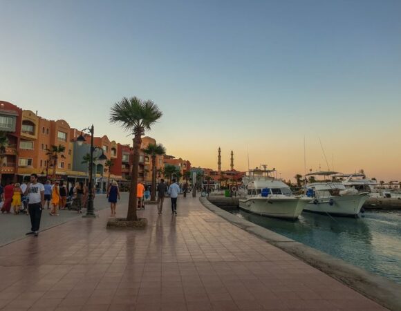 Hurghada: 3-Hour City Tour With Shopping Stops