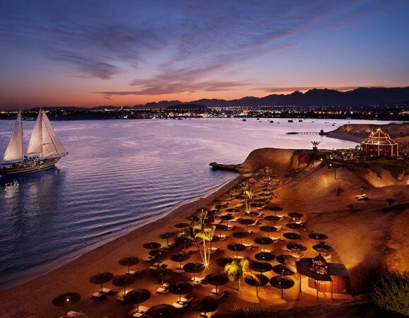 Sharm El Sheikh: Romantic Dinner Cruise