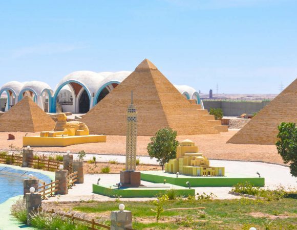 Hurghada: Mini Egypt Park With Transfer