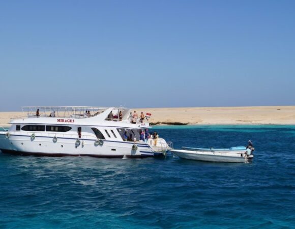 Soma Bay: 6 In 1 Tour | Giftun, Orange Bay Islands, Diving, Snorkeling, Water Sports, Fishing