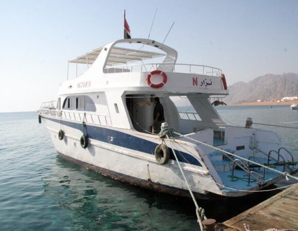 Dahab: Half Or Full Day Boat Trip