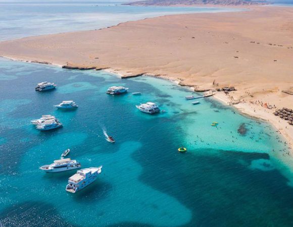 Hurghada: Sunrise Quad Bike Adventure And Giftun Island Snorkeling Trip