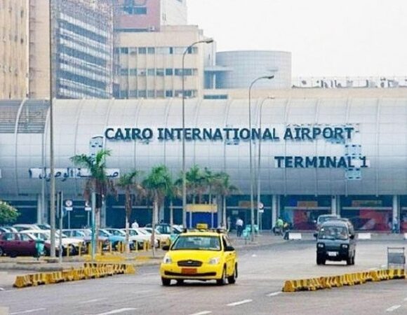 Cairo Airport: Arrival And Departure Private Transfer