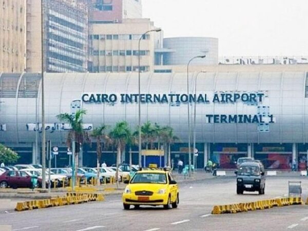 Cairo Airport: Arrival And Departure Private Transfer