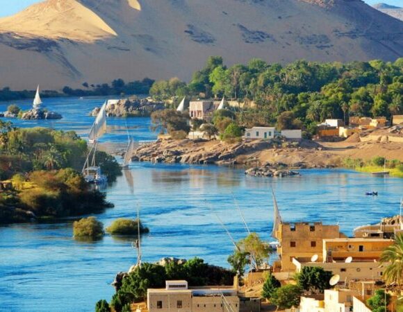 Soma Bay: Overnight Tour To Edfu, Aswan And Abu Simbel