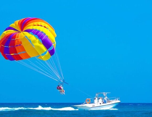 Makadi Bay: Parasailing Adventure With Hotel Pick Up